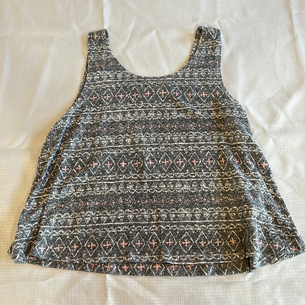 Junior girls tank top for sale!! Size 12 for $8!!